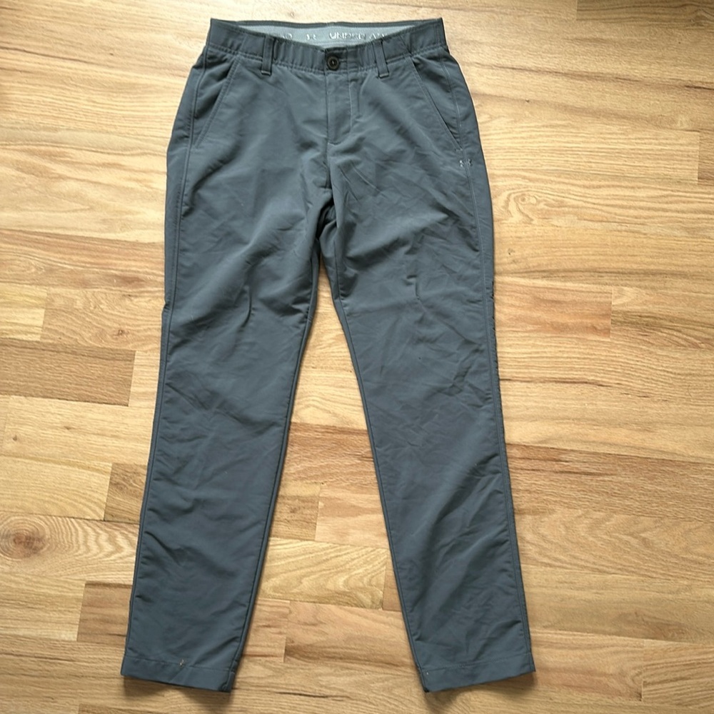 Under Armour dark gray performance golf pants men's 30/30 Excellent condition!